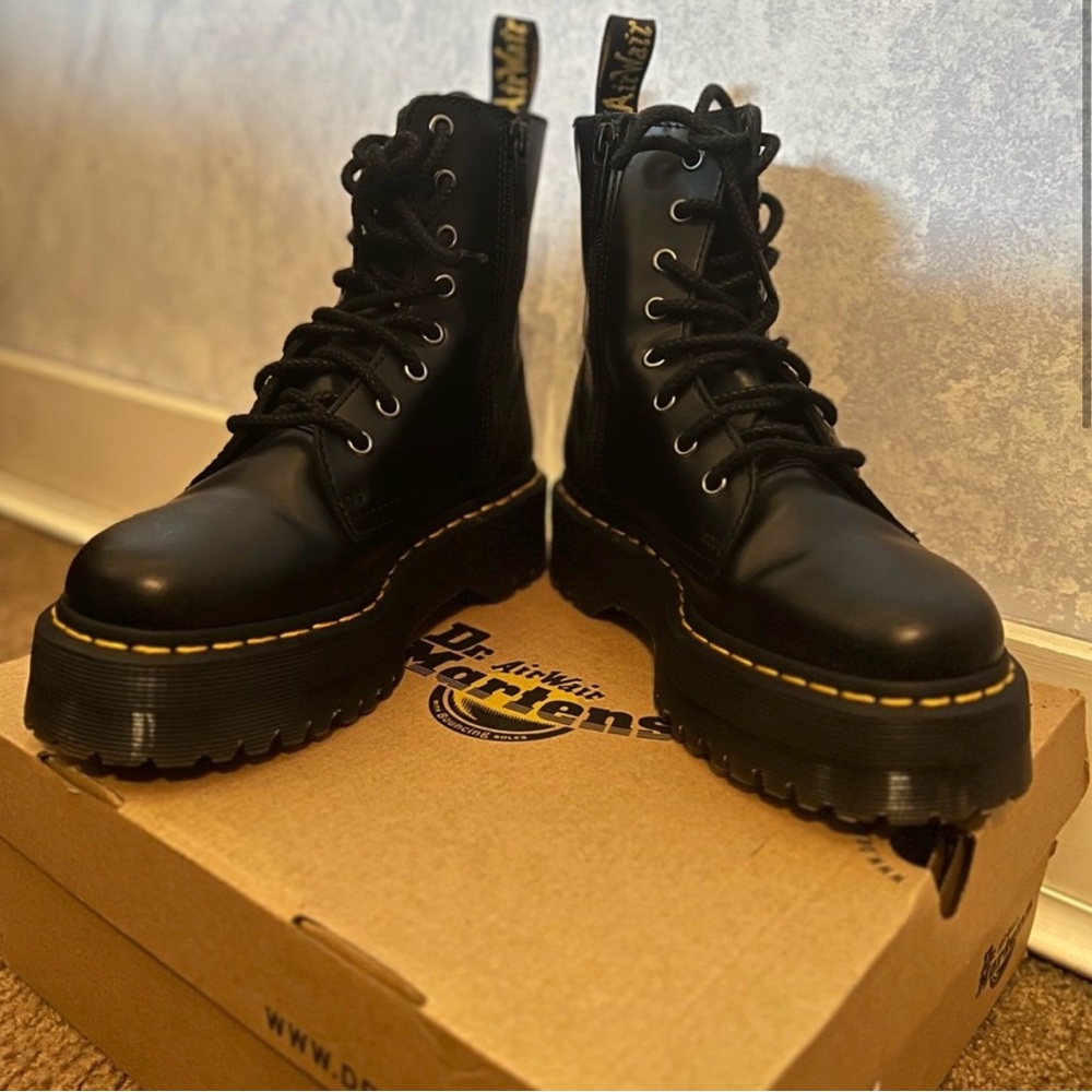 Dr Martens Jadon Boot Size 7